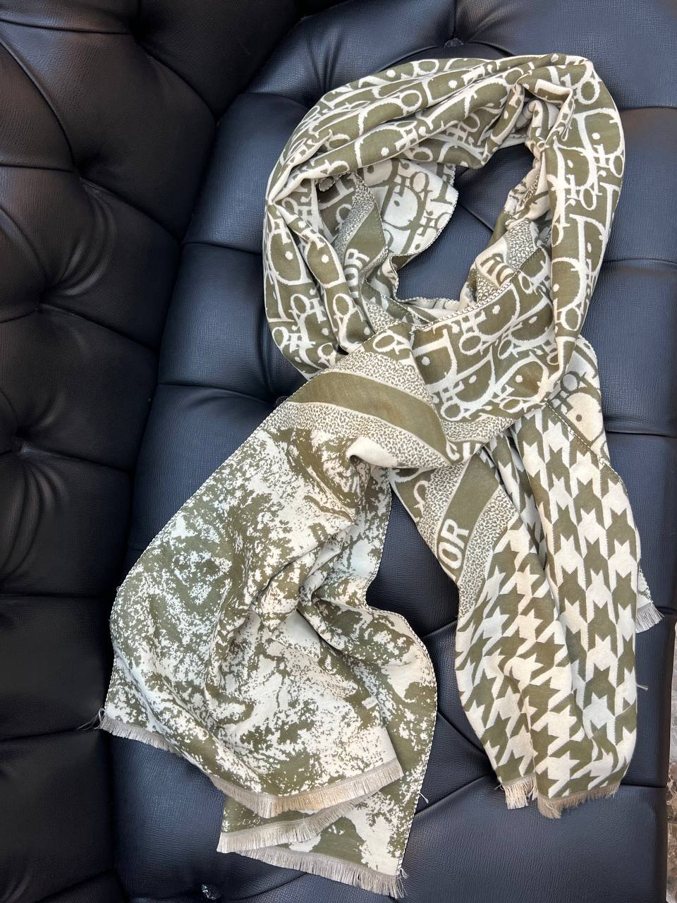 Logo Detaylı İthal Şal