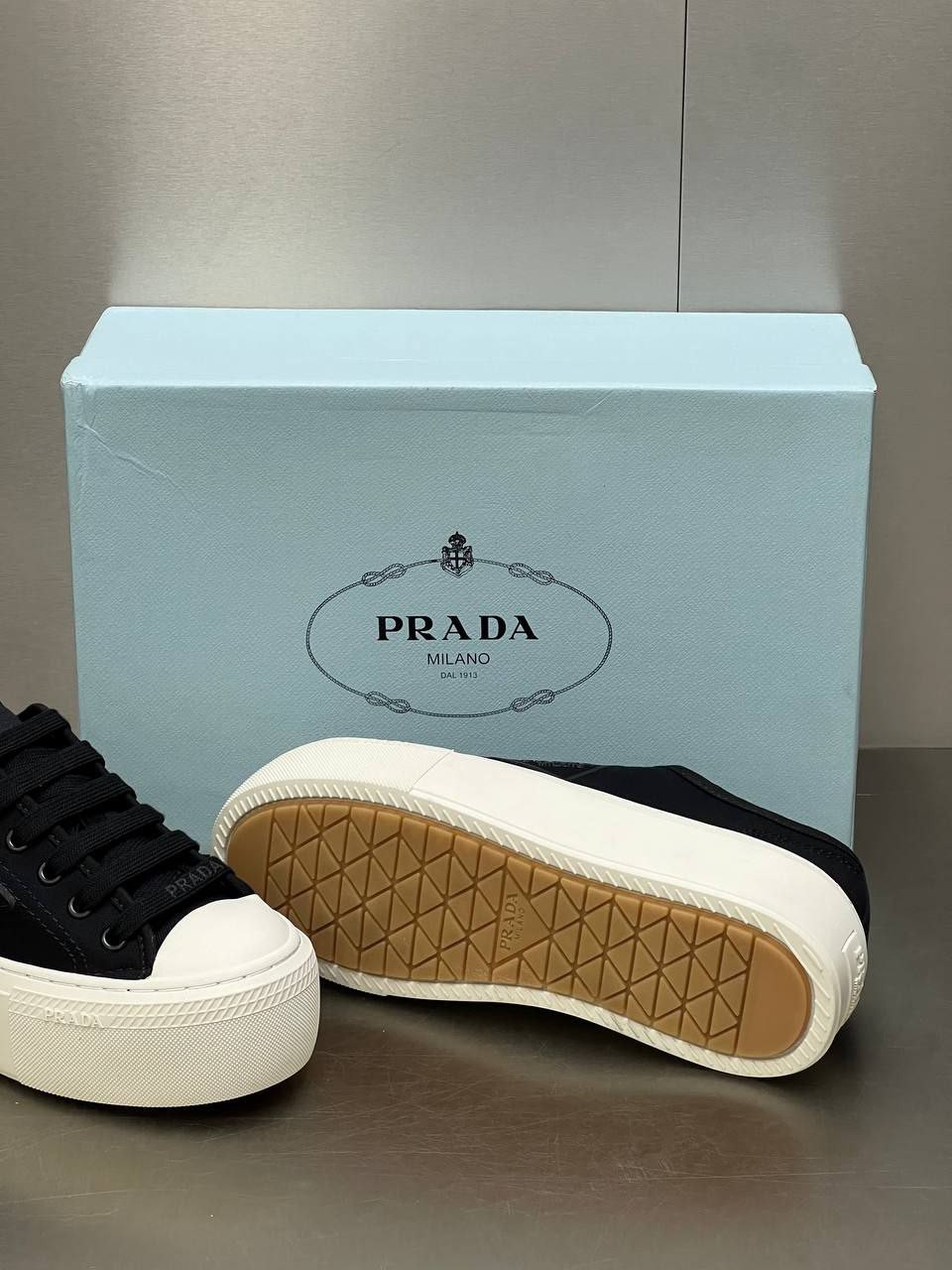 Logo Detaylı İthal Kadın Sneaker