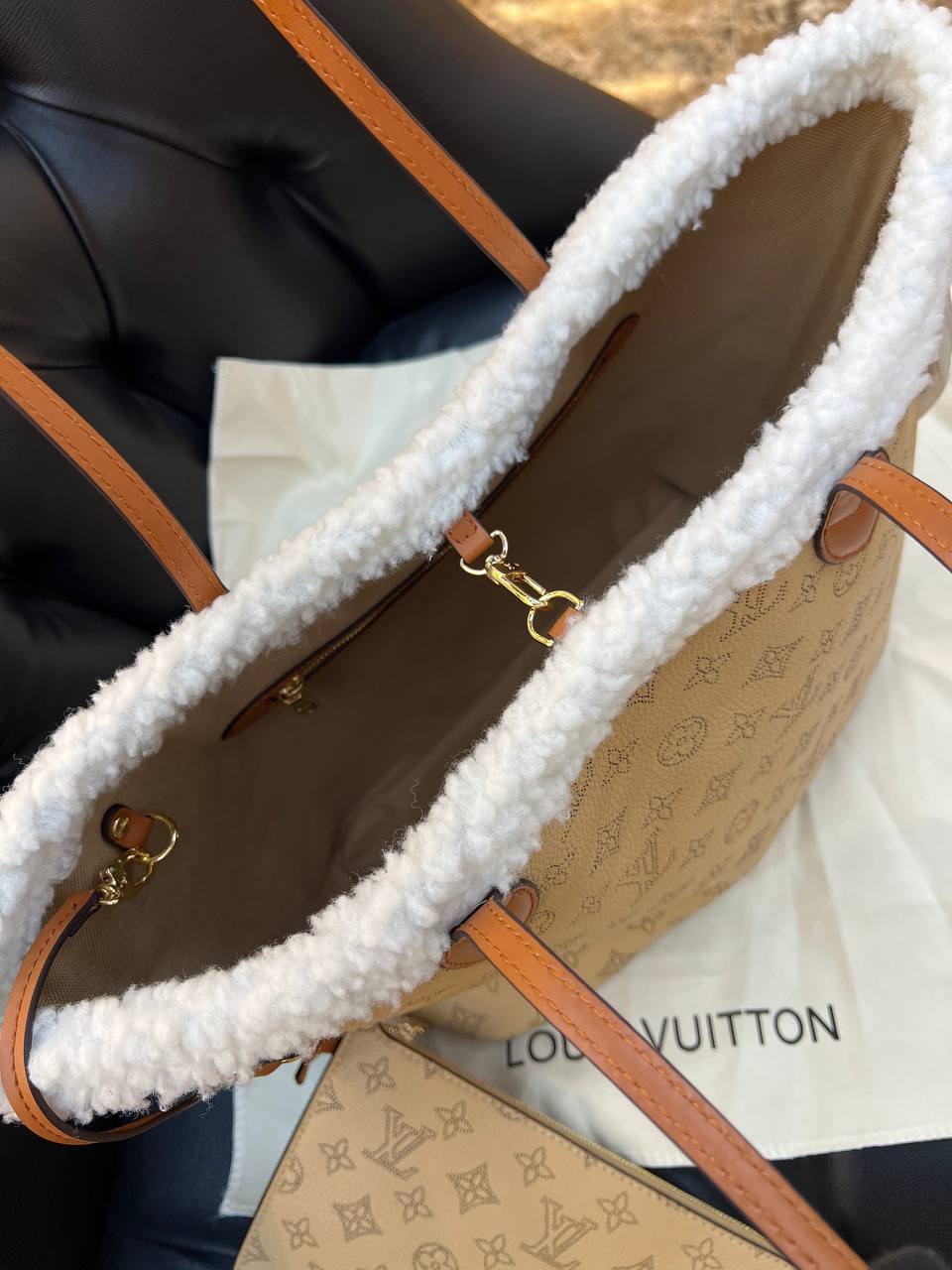 Logo Detaylı İthal Çanta