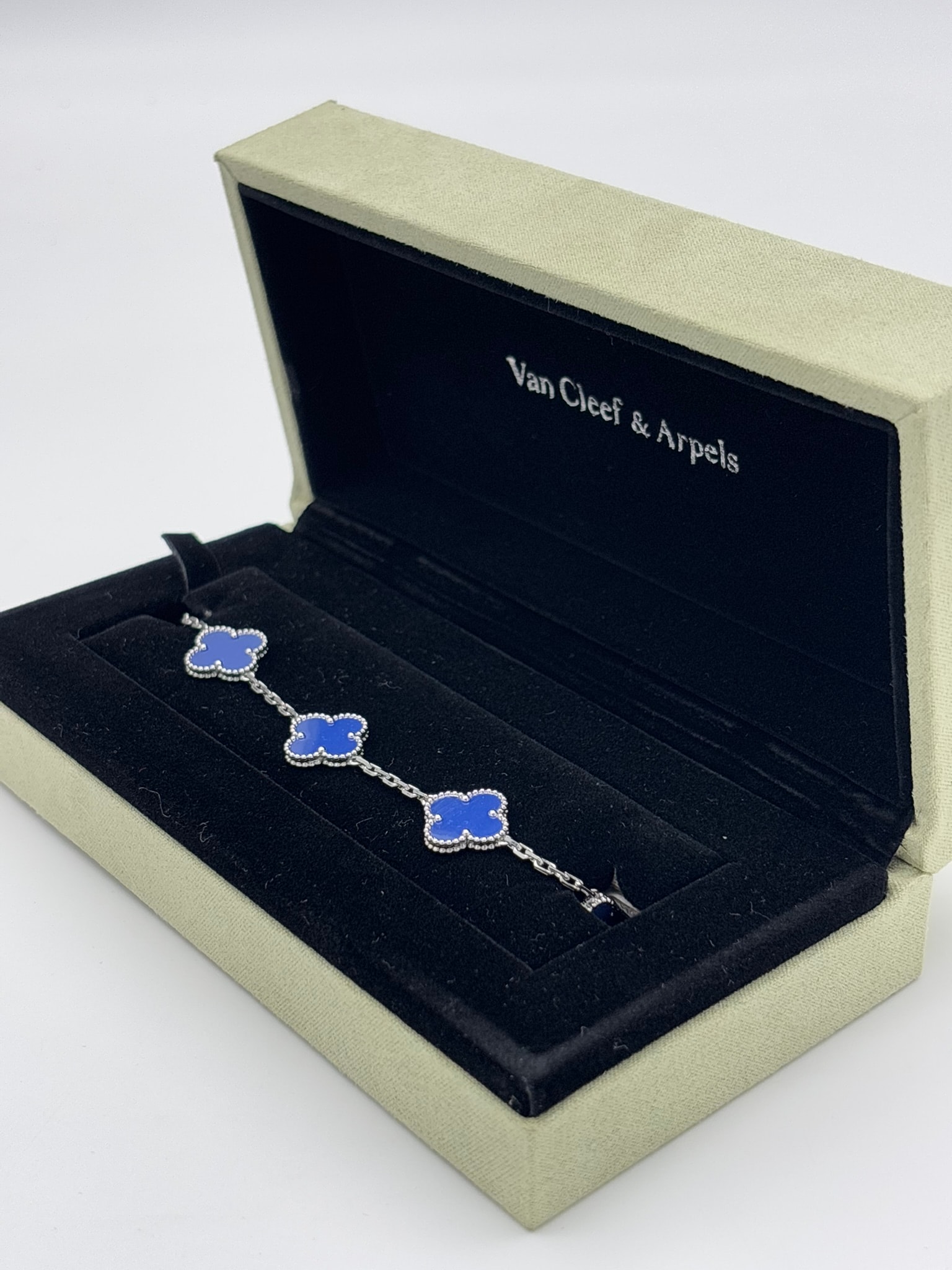 Mavi Taşlı İthal Bileklik