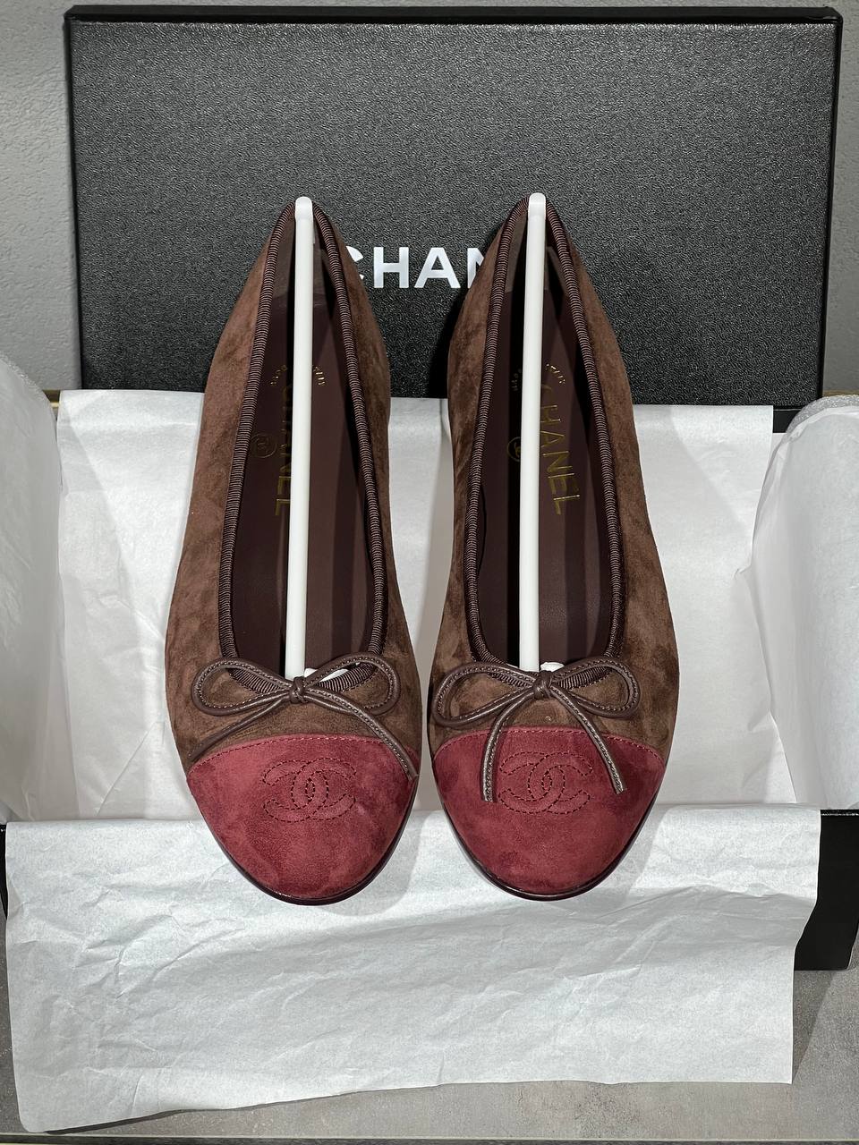 Logo Detaylı İthal Ayakkabı