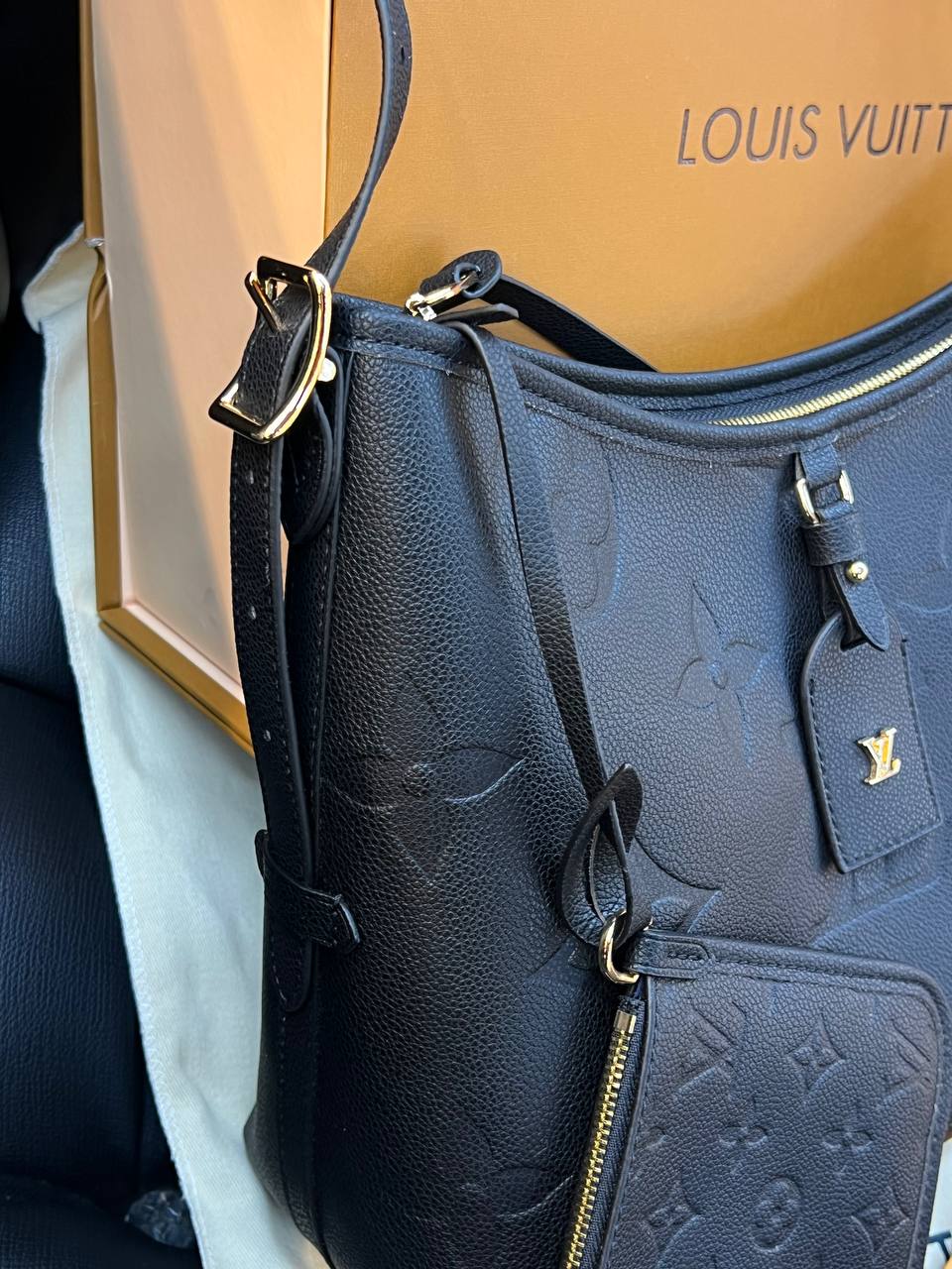 Logo Detaylı İthal Çanta