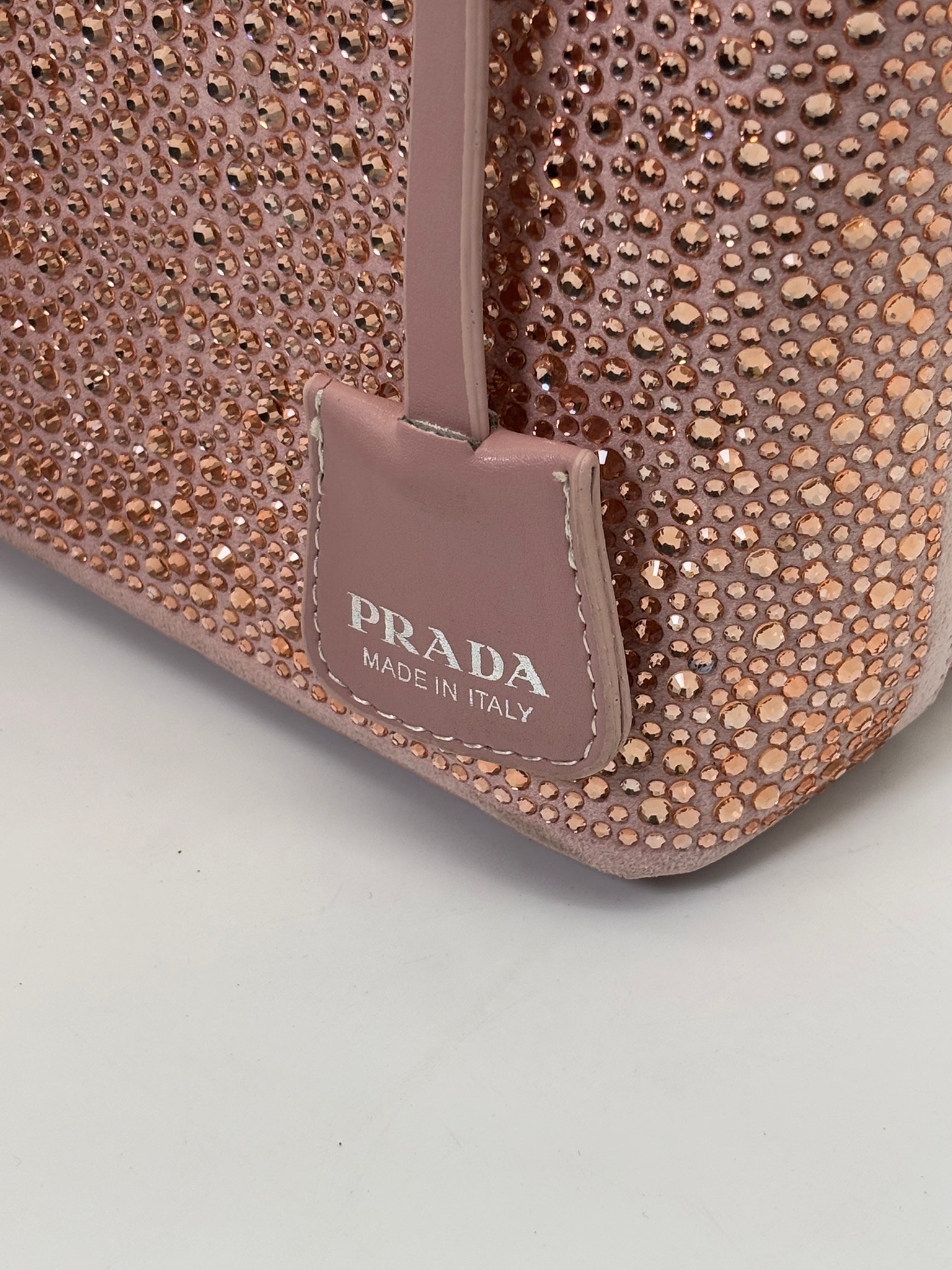 PRADA PAİNER PEMBE KRİSTALLİ SATEN İTHAL ÇANTA