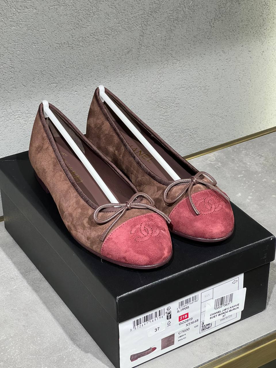 Logo Detaylı İthal Ayakkabı