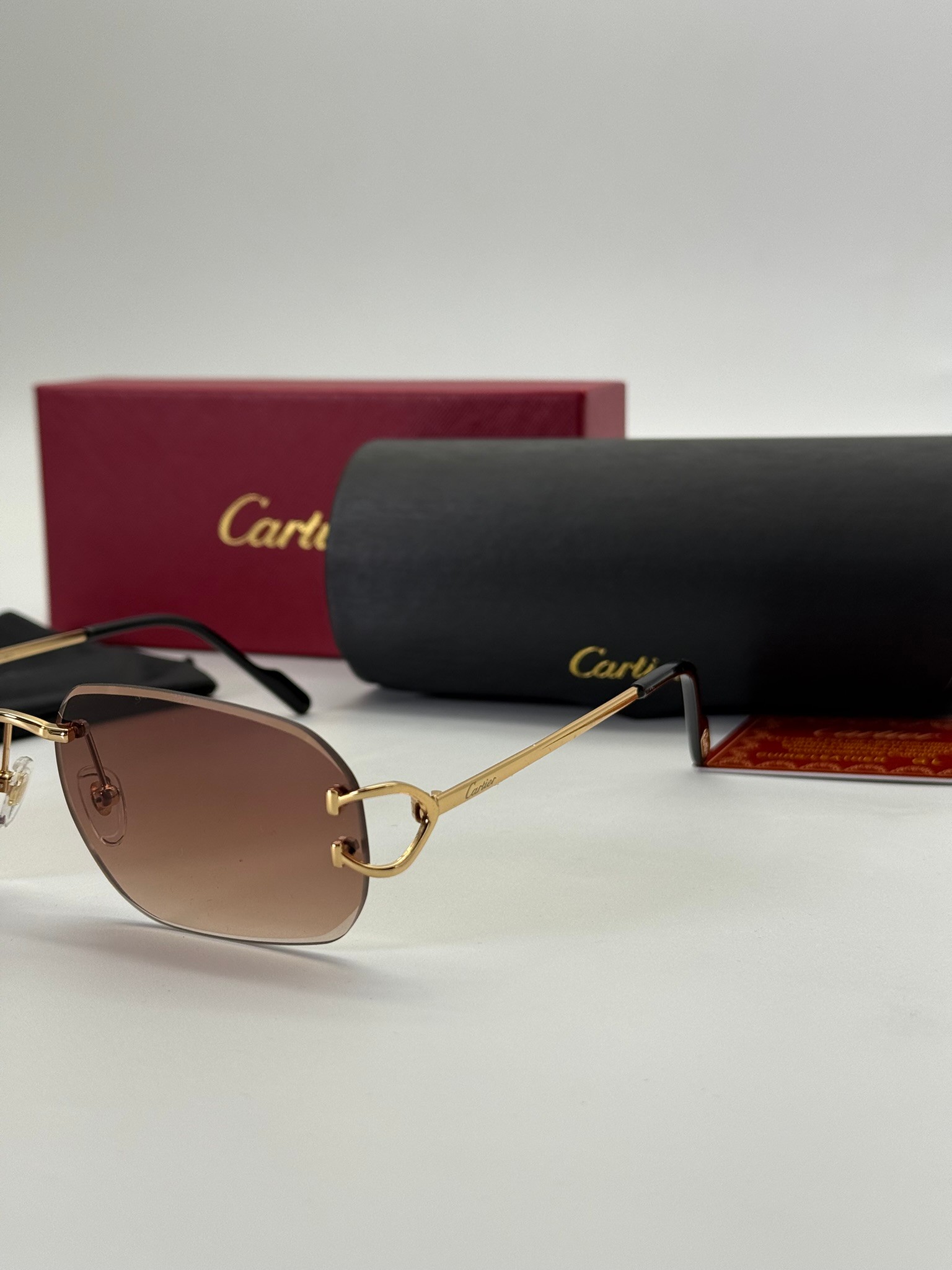 Renkli Cam Detaylı Full Set Güneş Gözlüğü
