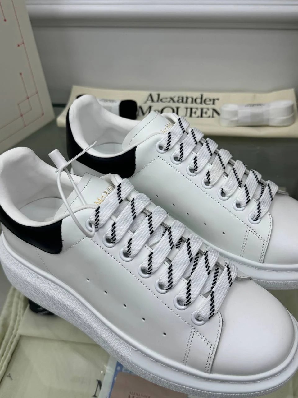 Oversize Beyaz Erkek Deri Sneaker