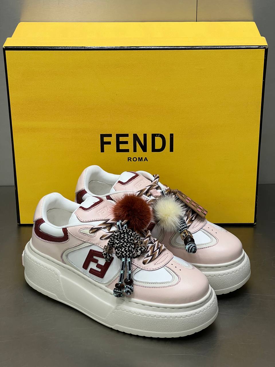 Logo Detaylı İthal Sneaker