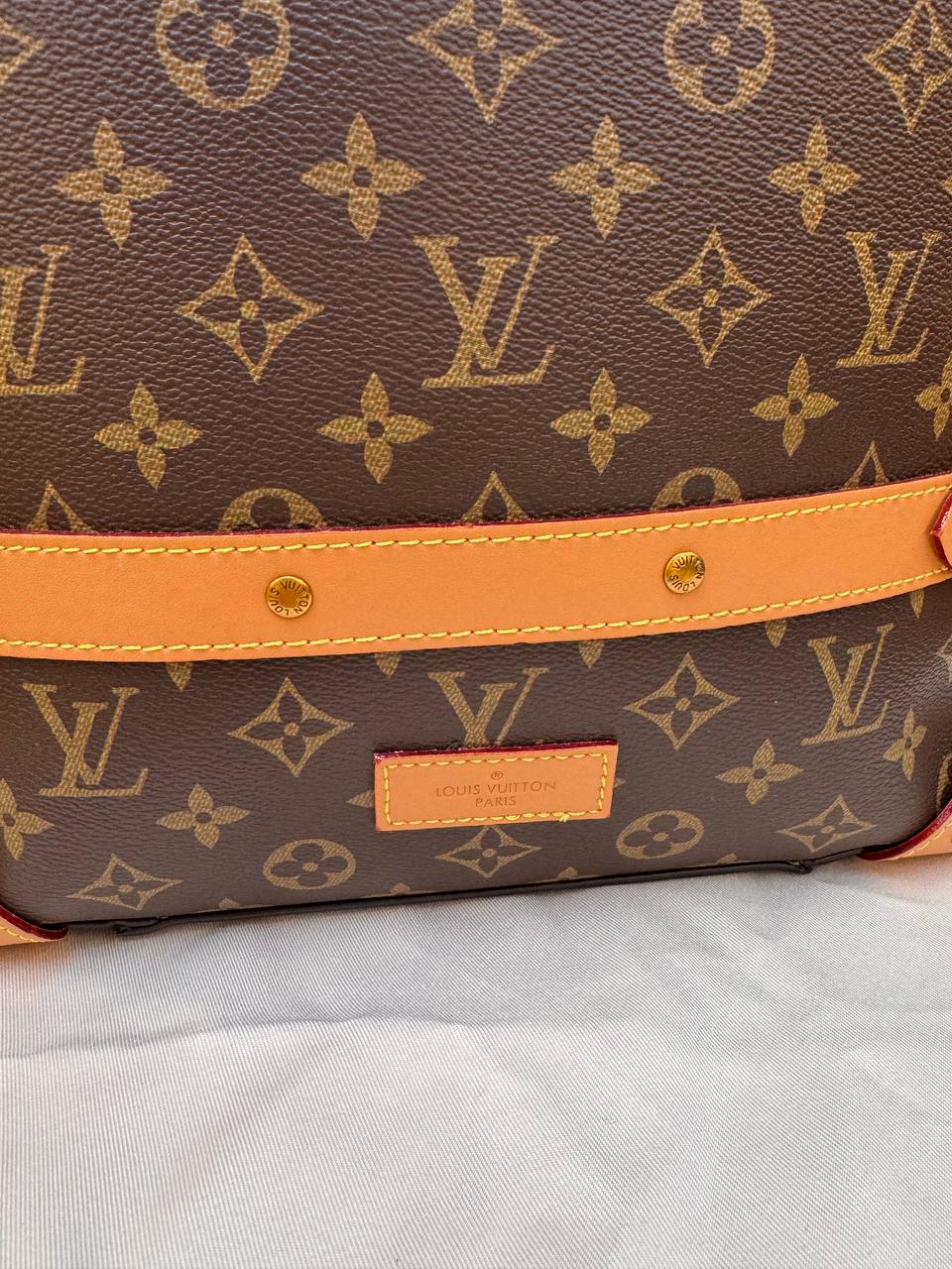 Logo Detaylı İthal Çanta