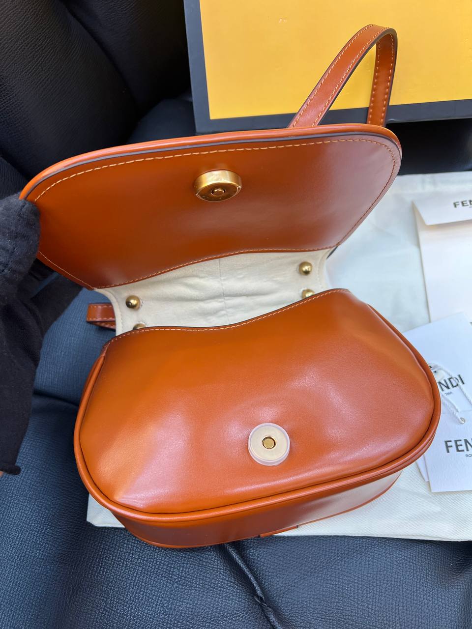 Logo Detaylı İthal Çanta