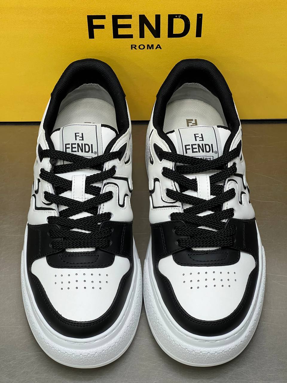 Logo Detaylı İthal Sneaker