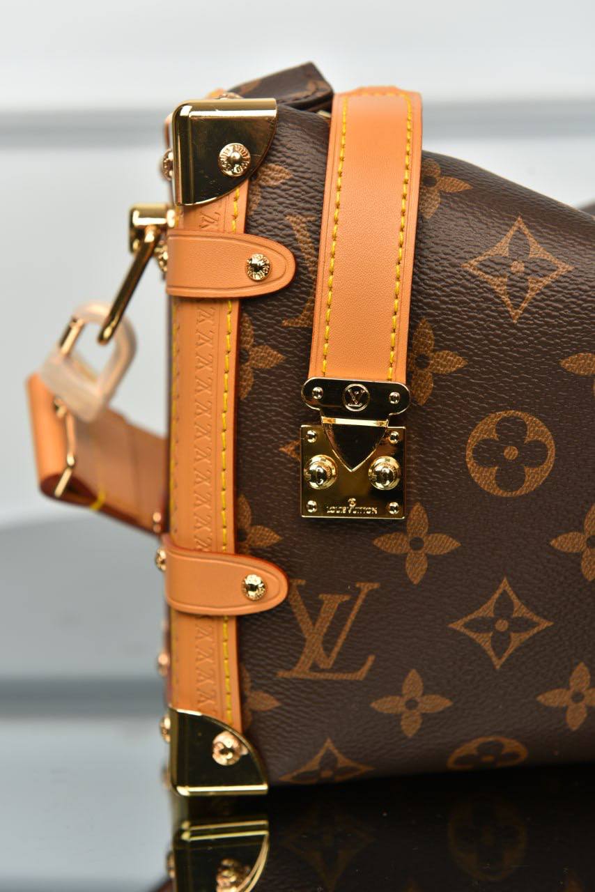 Logo Detaylı İthal Çanta