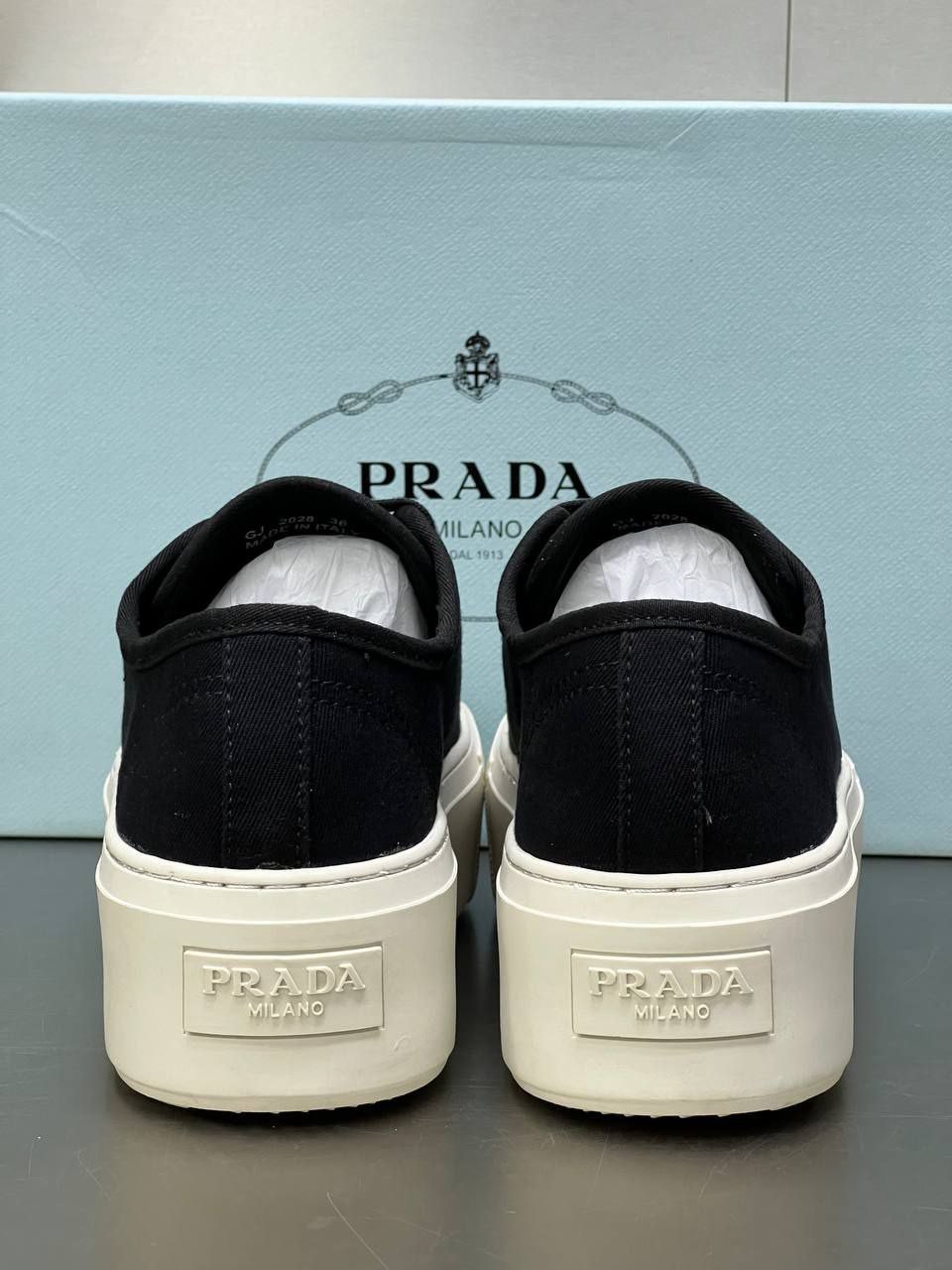 Logo Detaylı İthal Kadın Sneaker