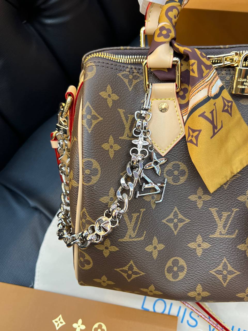 Logo Detaylı İthal Çanta