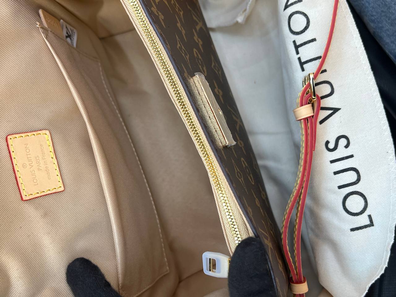 Logo Detaylı İthal Çanta