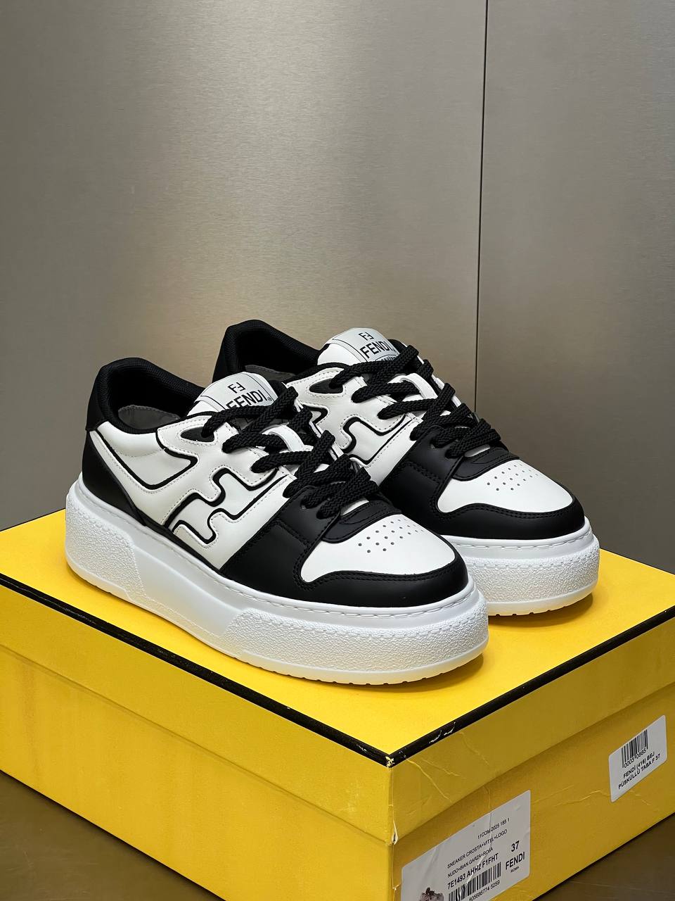 Logo Detaylı İthal Sneaker