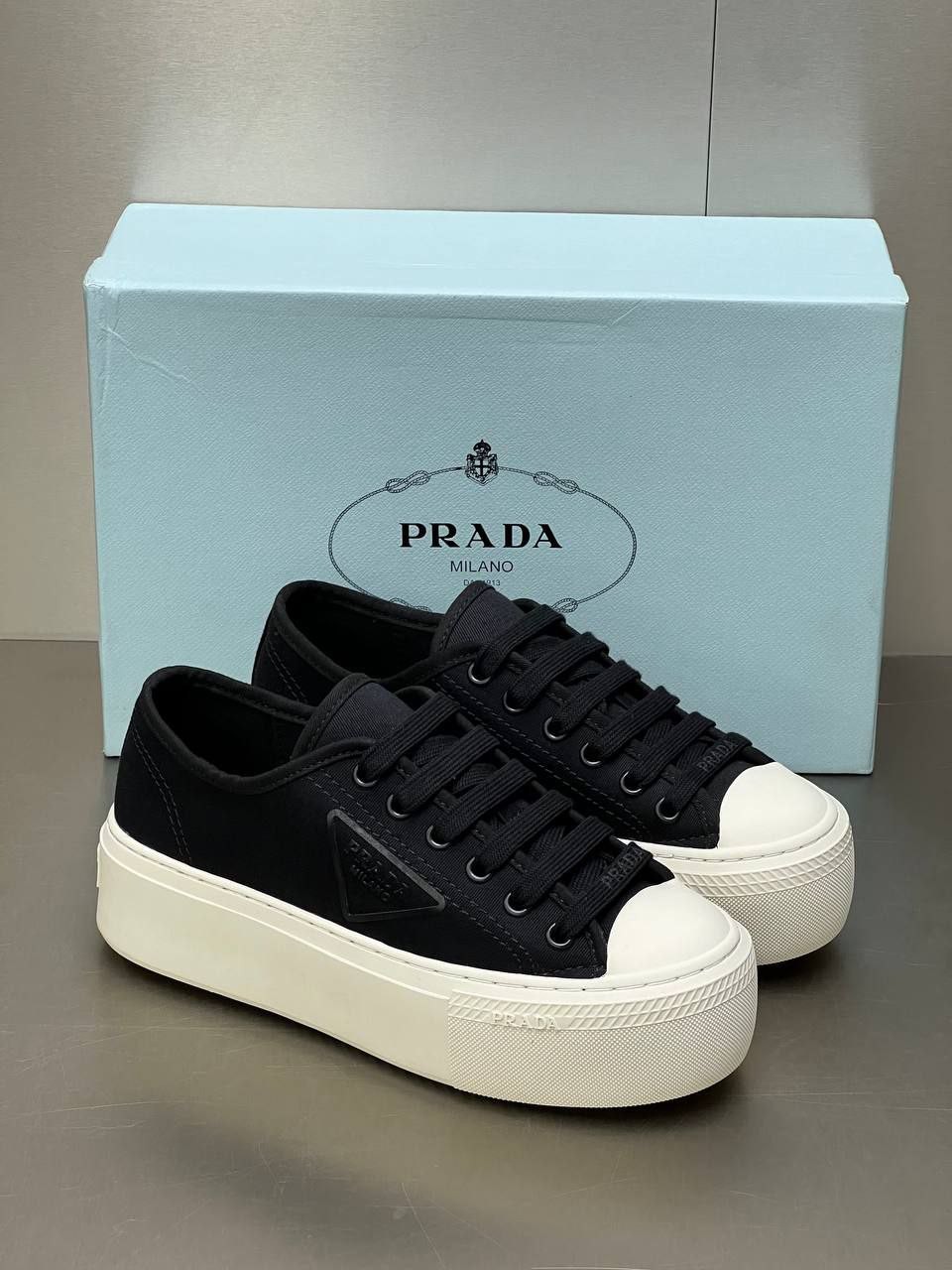 Logo Detaylı İthal Kadın Sneaker
