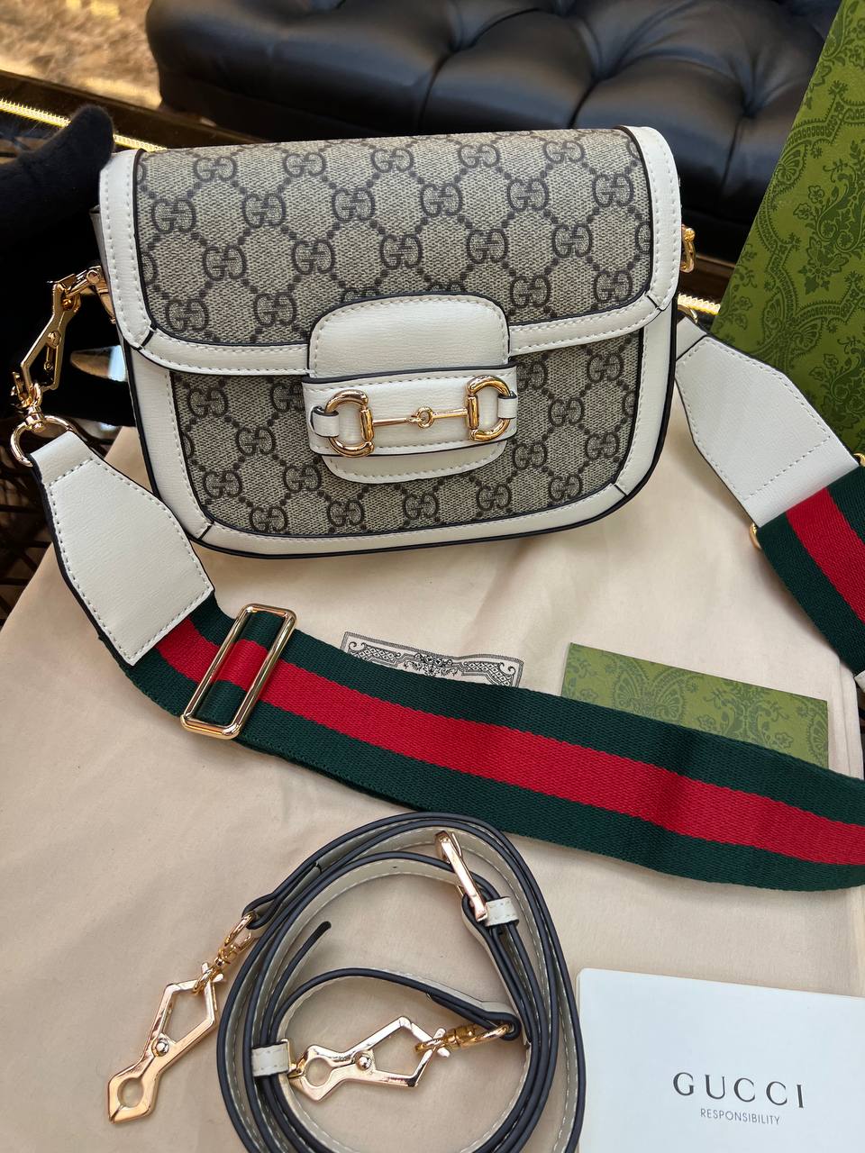 Logo Detaylı İthal Çanta