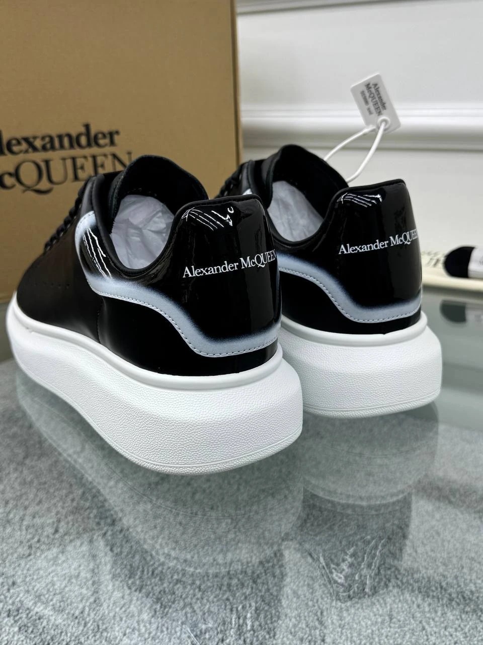 Oversize Siyah Deri Sneaker