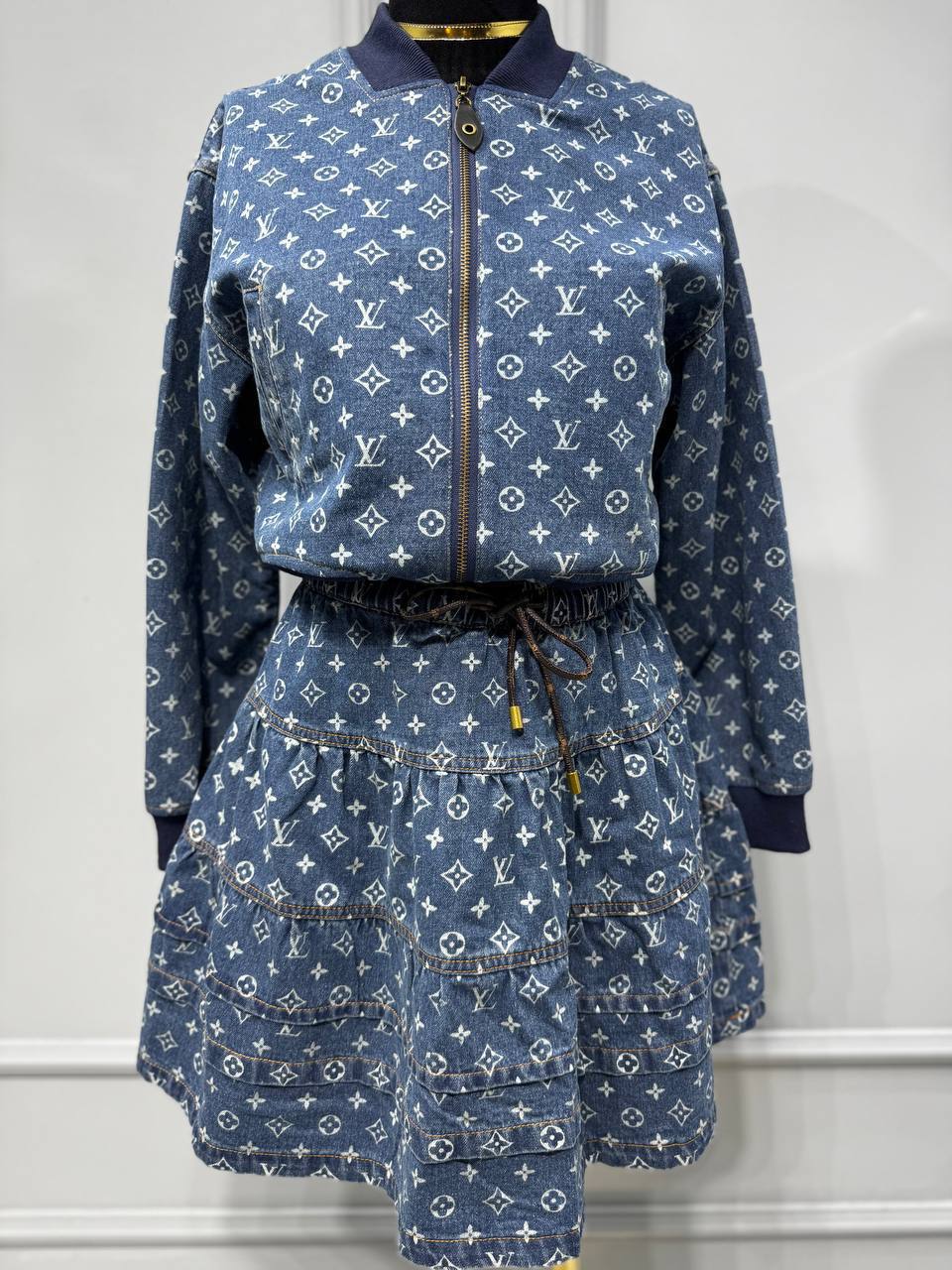 Logo Detaylı İthal Takım