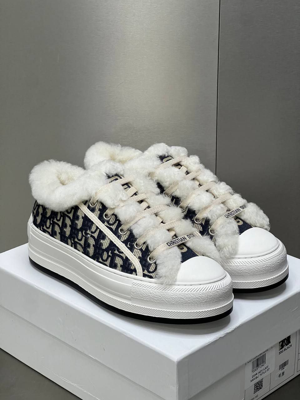 Logo Detaylı İthal Sneaker