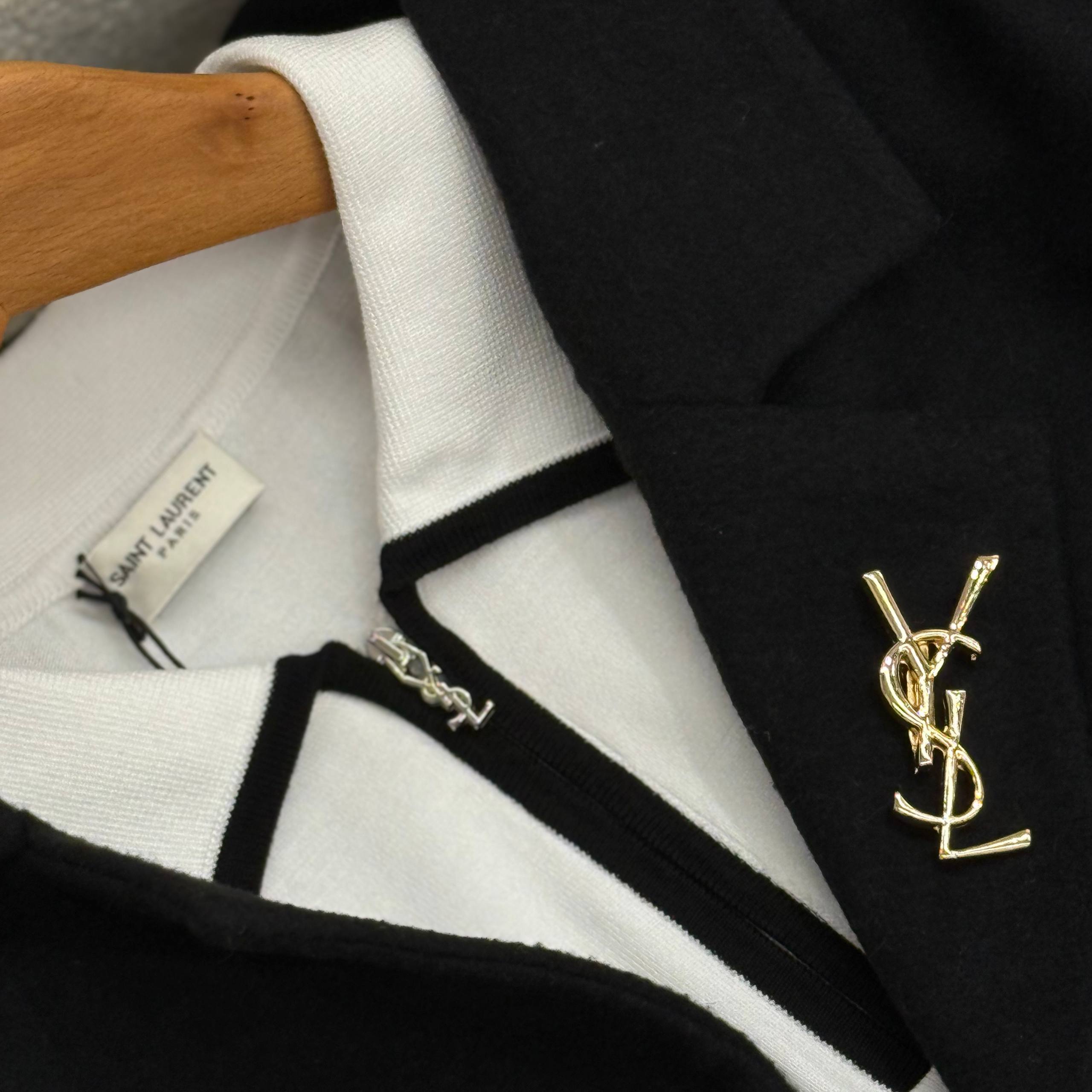 Logo Detaylı İthal Ceket