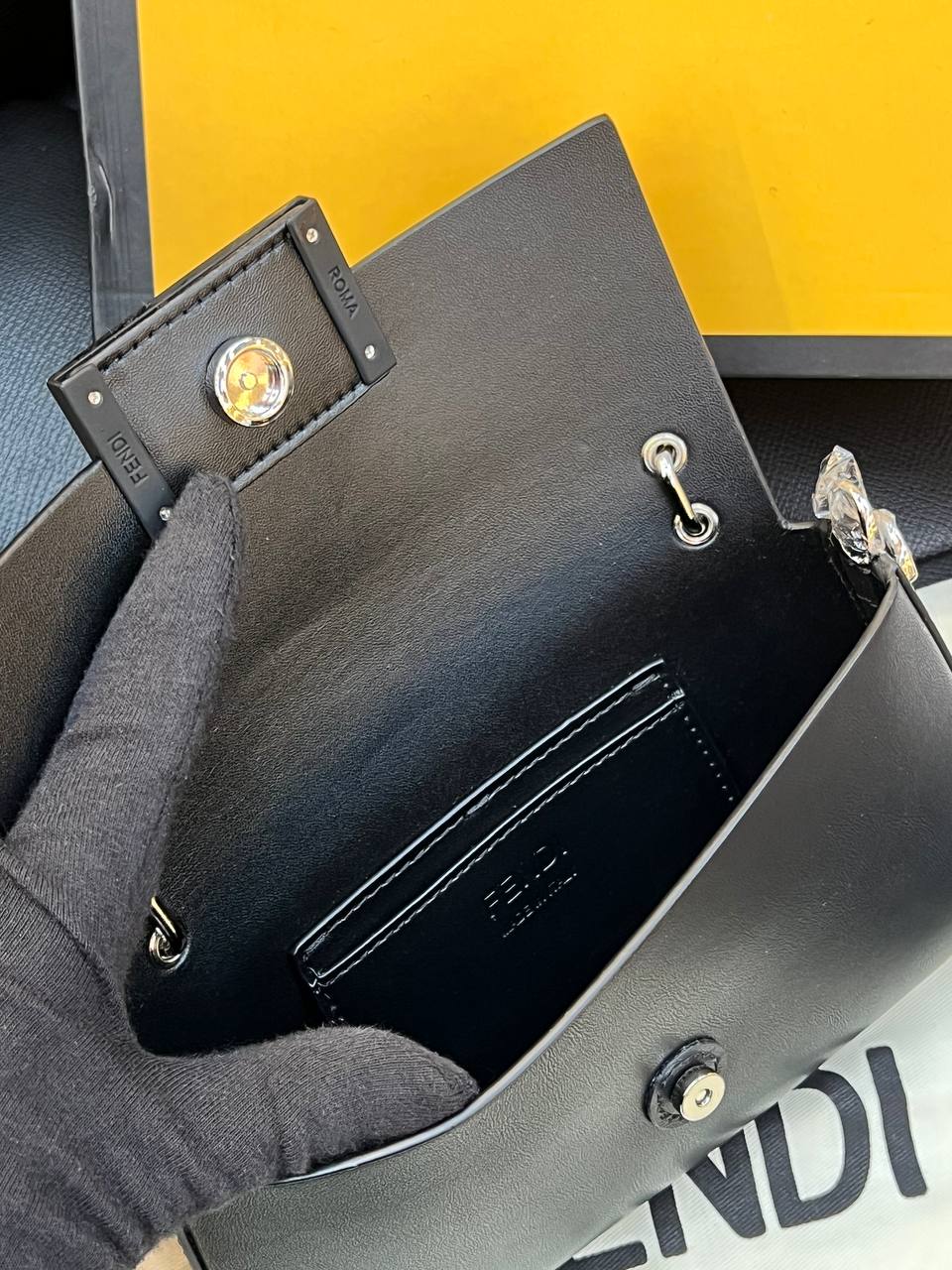 Logo Detaylı İthal Çanta