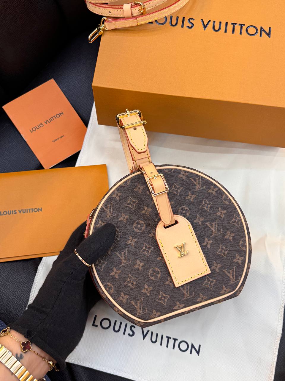 Logo Detaylı İthal Çanta