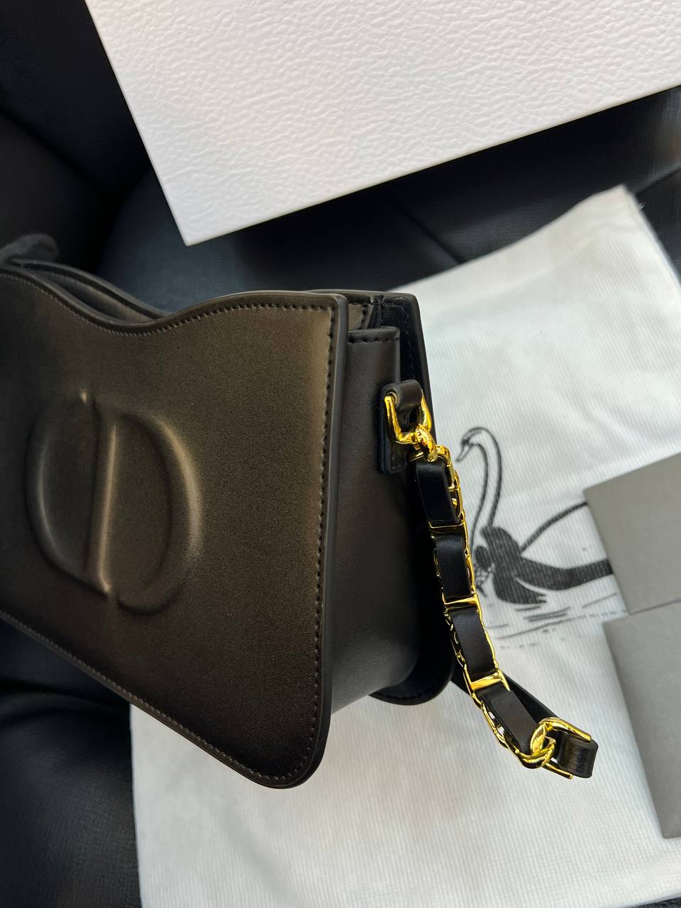 Logo Detaylı İthal Çanta