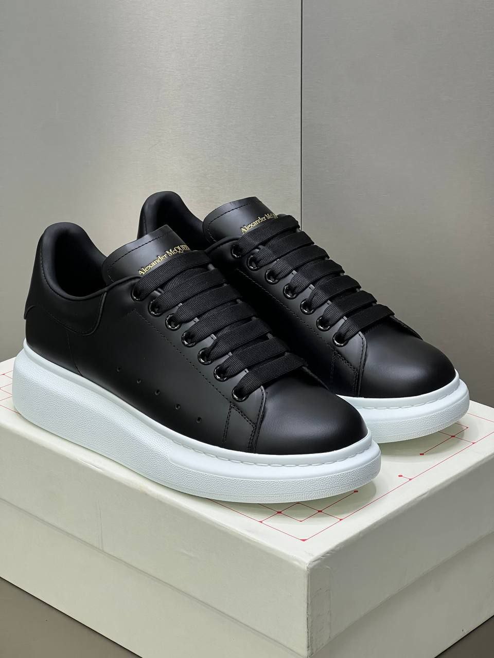 Logo Detaylı İthal Kadın Sneaker