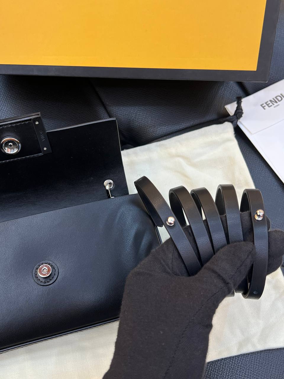 Logo Detaylı İthal Çanta