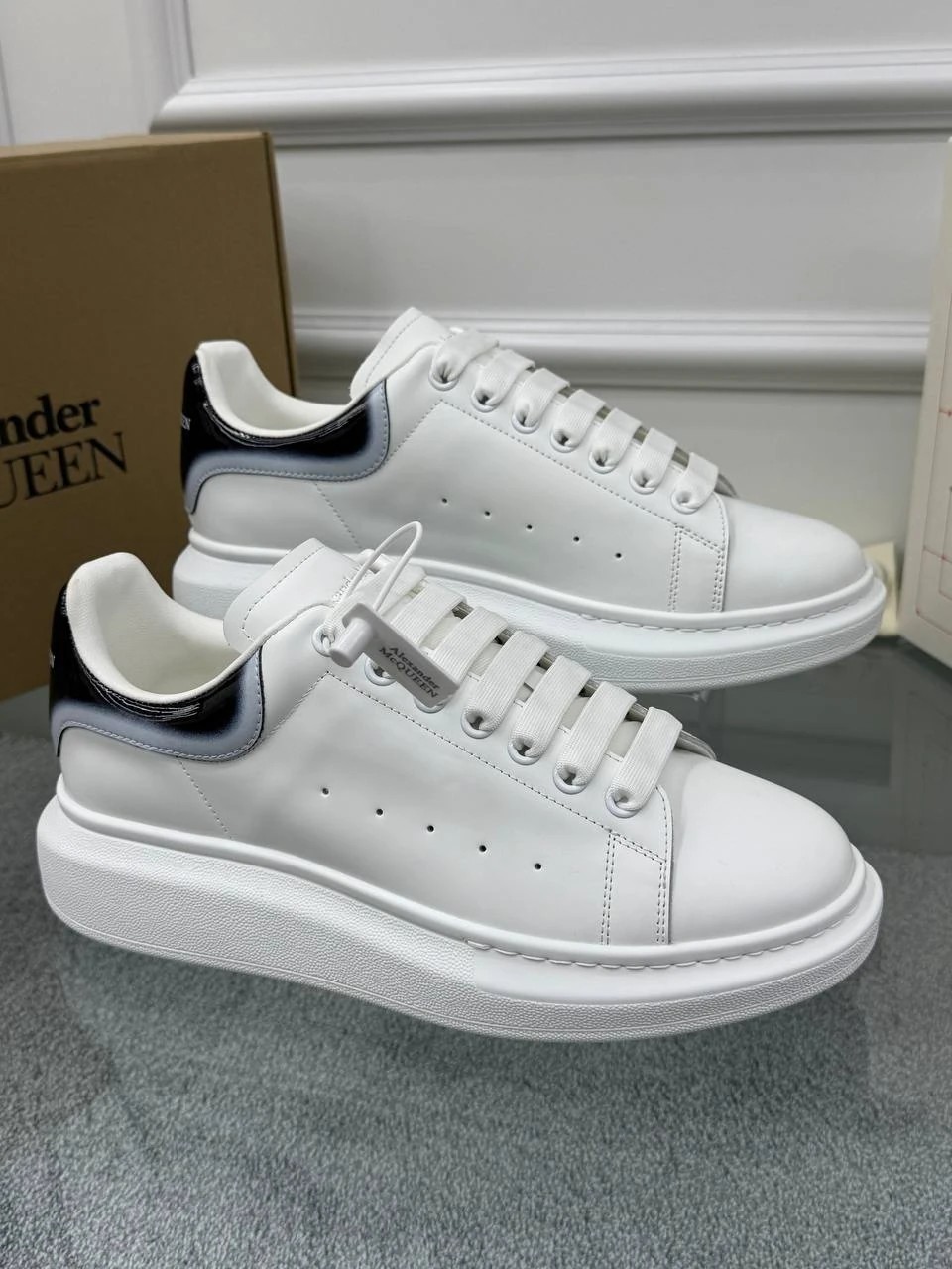 Oversize Beyaz Erkek Deri Sneaker