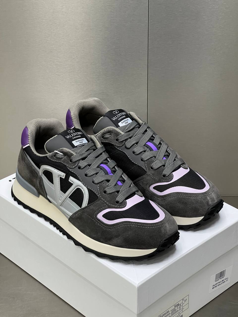 Logo Detaylı İthal Sneaker