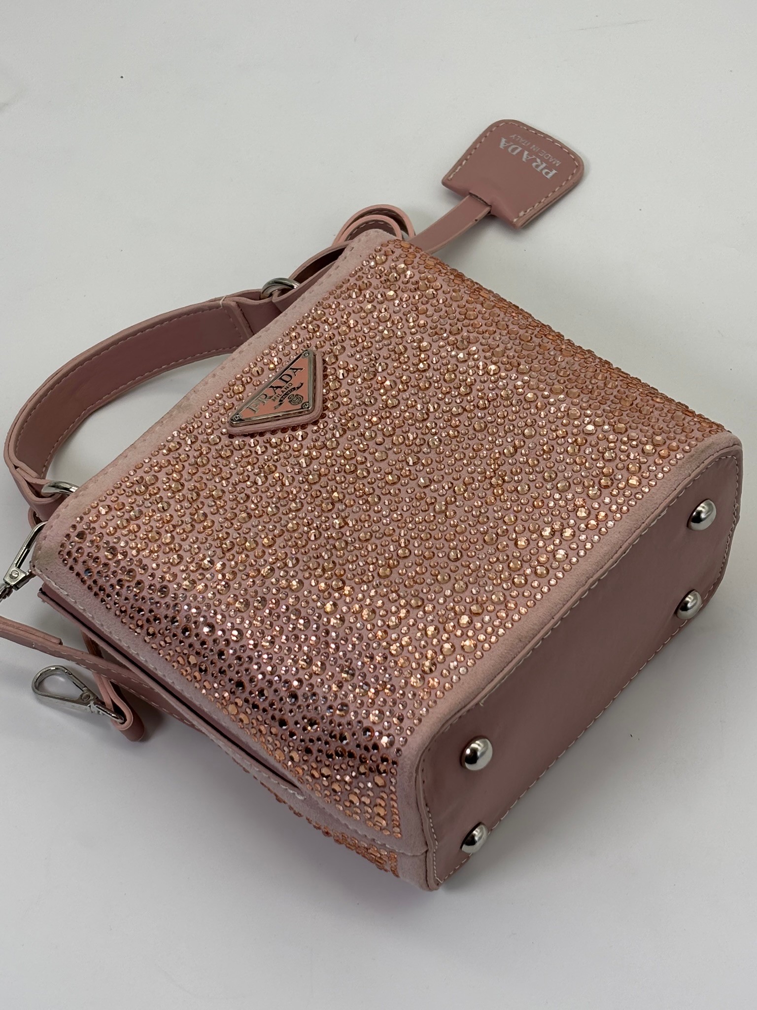 PRADA PAİNER PEMBE KRİSTALLİ SATEN İTHAL ÇANTA