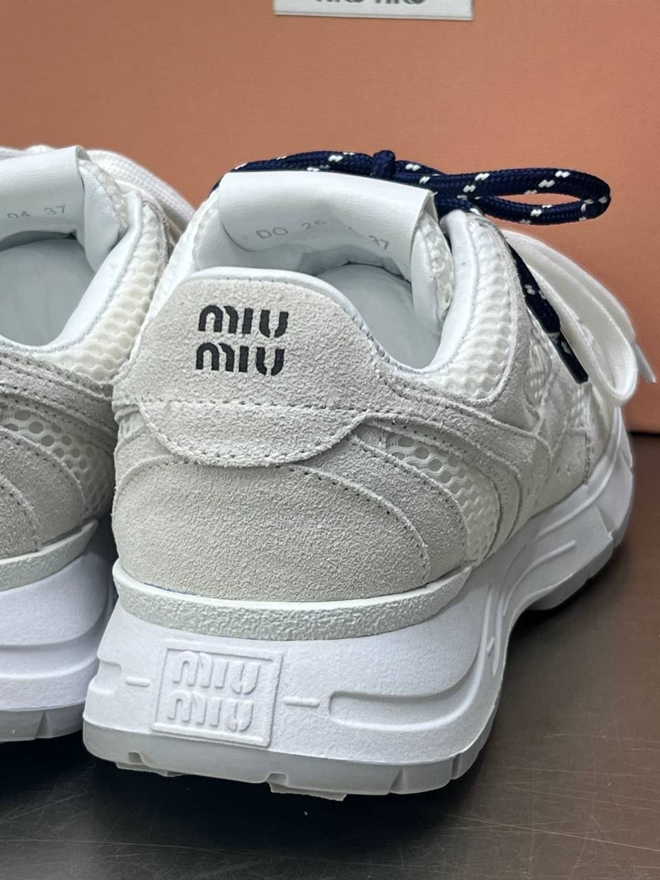 Logo Detaylı İthal Kadın Sneaker