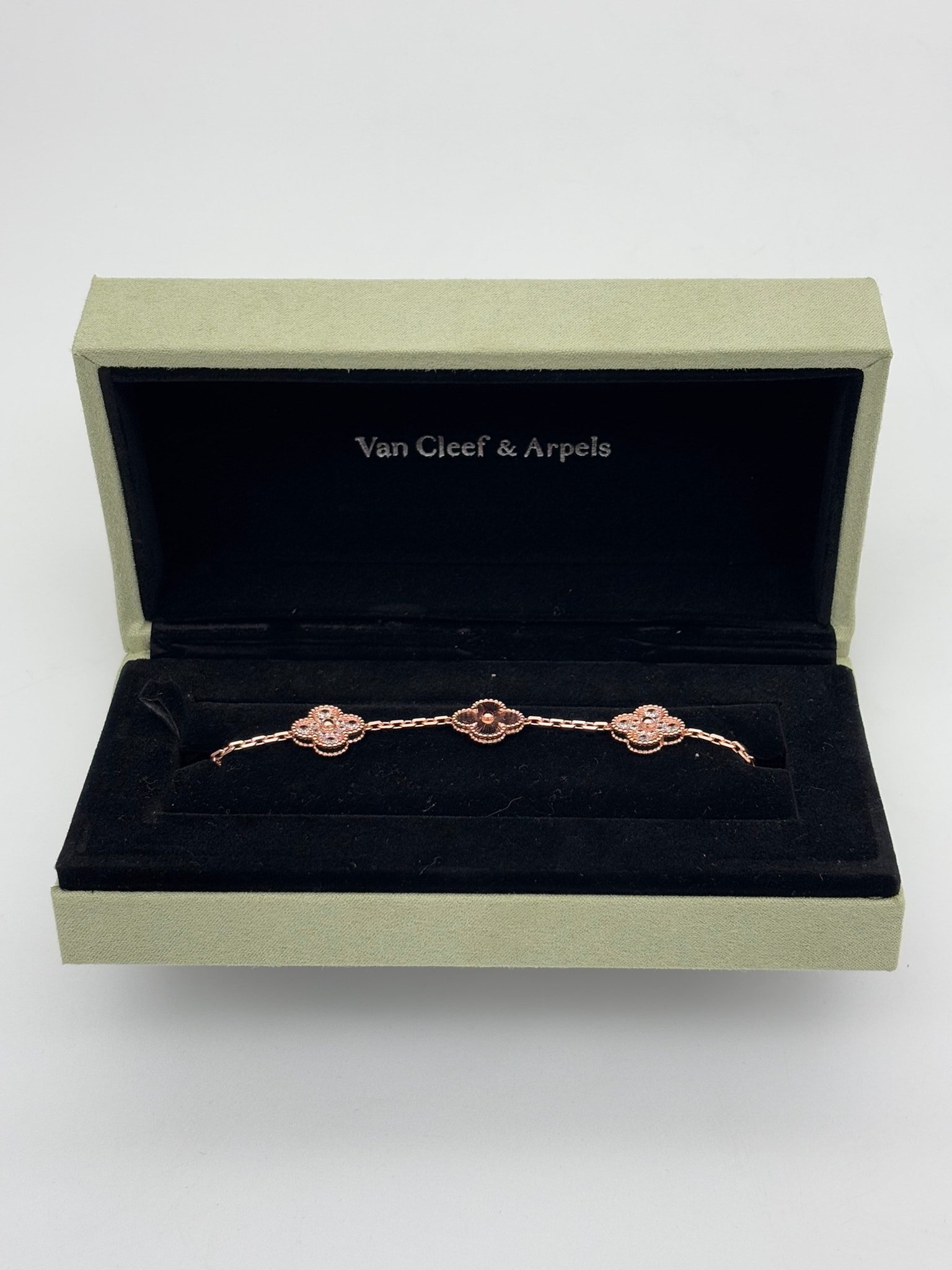 Rose Gold Pırlanta Taşlı İthal Bileklik