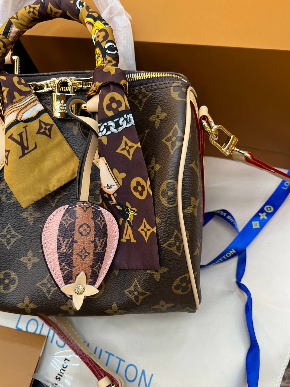 Logo Detaylı İthal Çanta