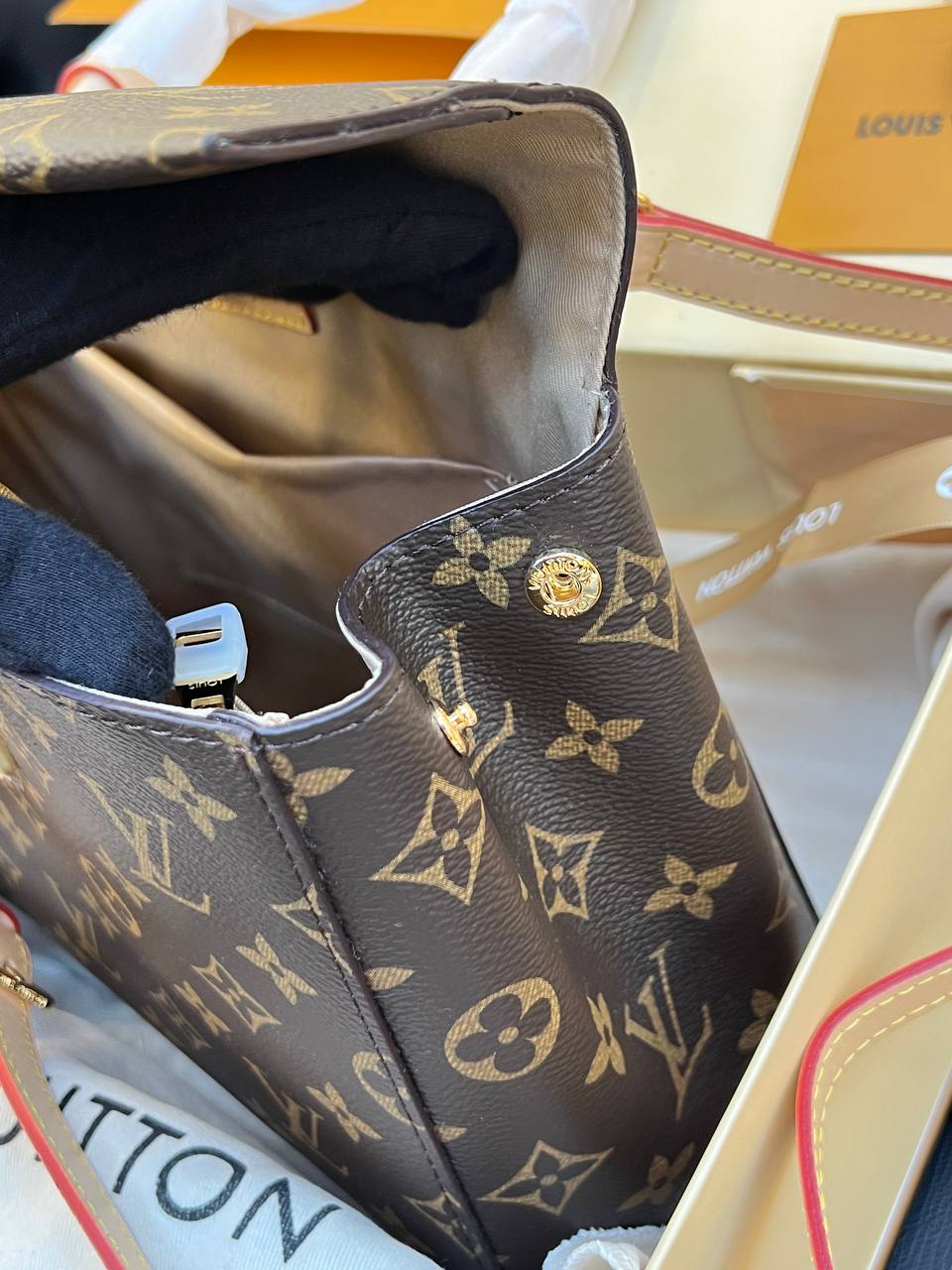 Logo Detaylı İthal Çanta