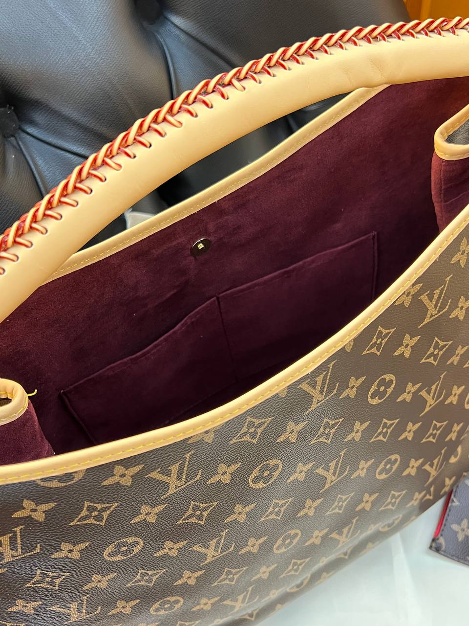 Logo Detaylı İthal Çanta