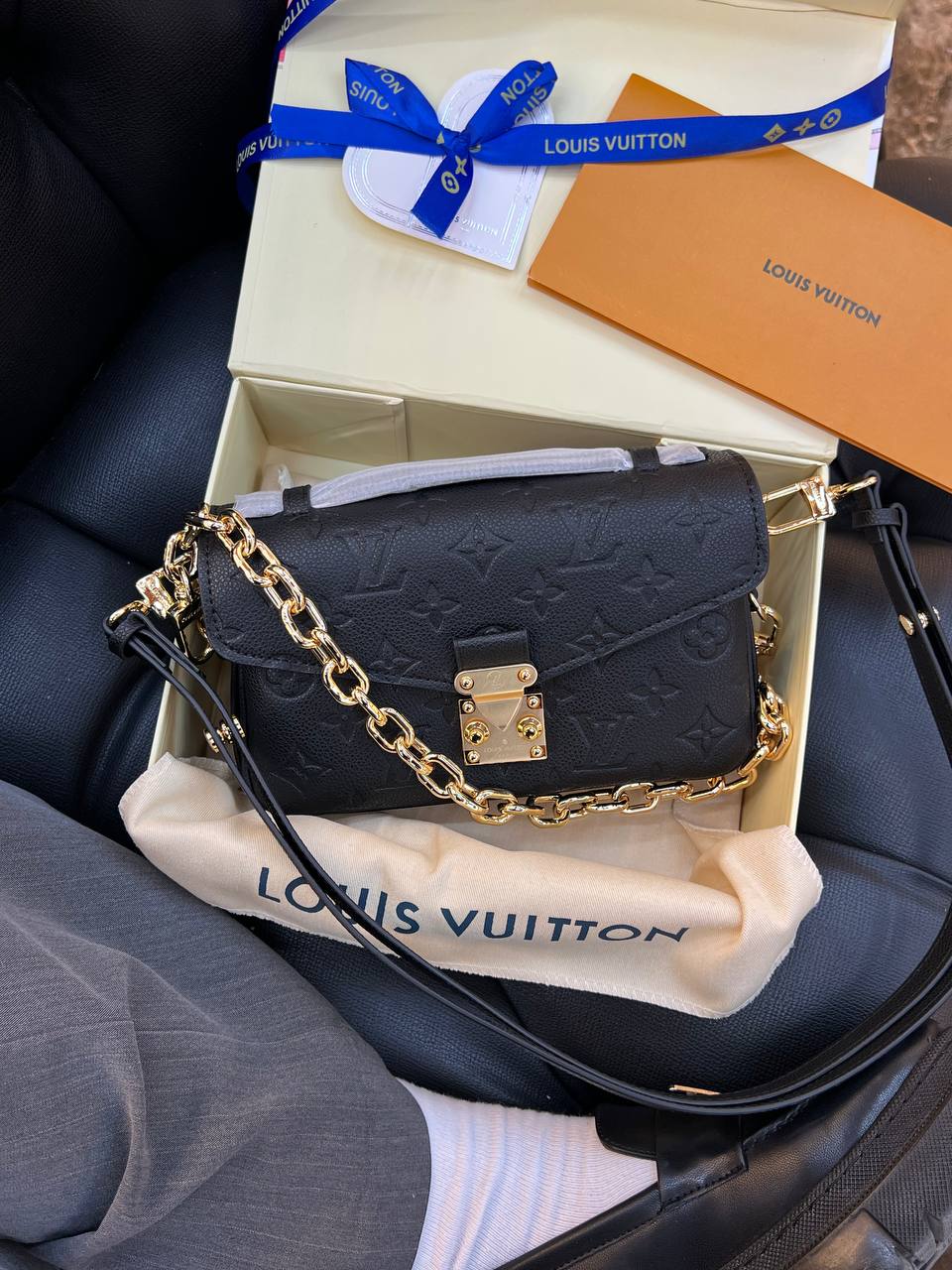 Logo Detaylı İthal Çanta