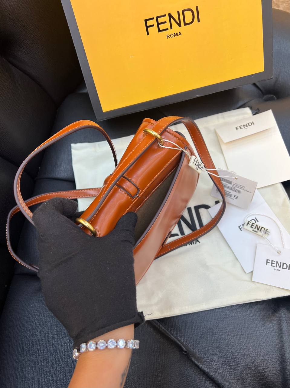 Logo Detaylı İthal Çanta