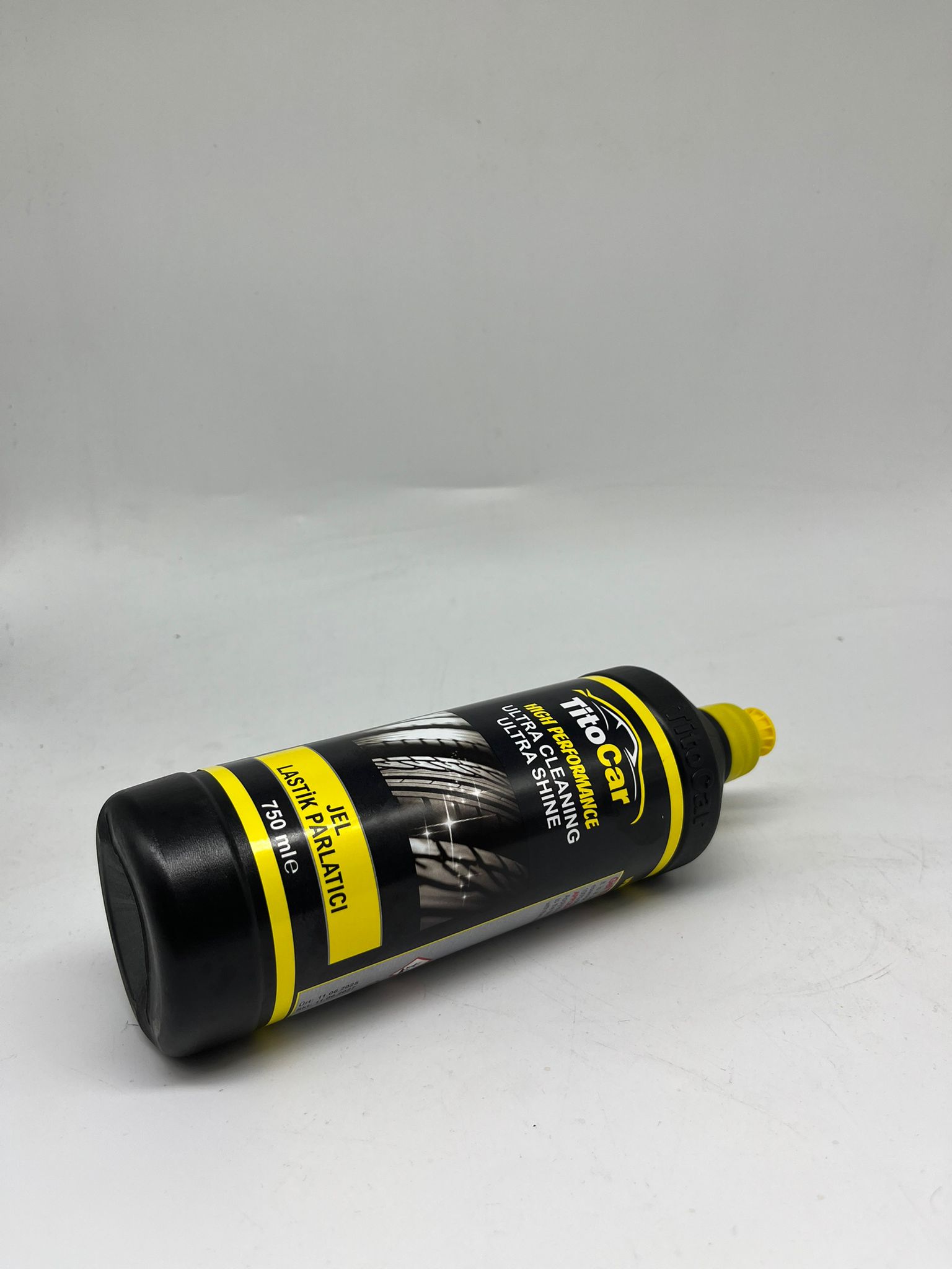TitoCar Lastik Parlatıcı Jel 750 ml