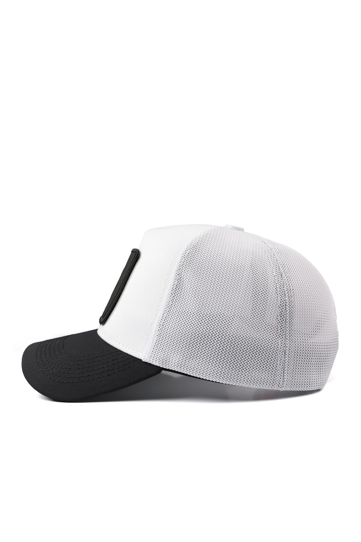 Aslan Logolu Siyah-Beyaz Trucker Şapka