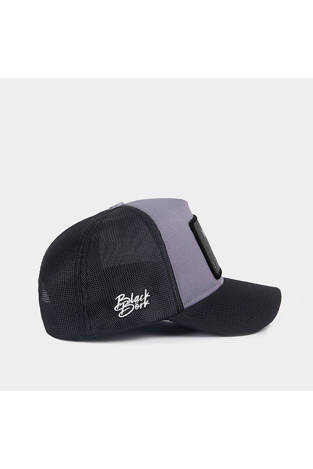 7 Numara Logolu Siyah-Gri Trucker Şapka