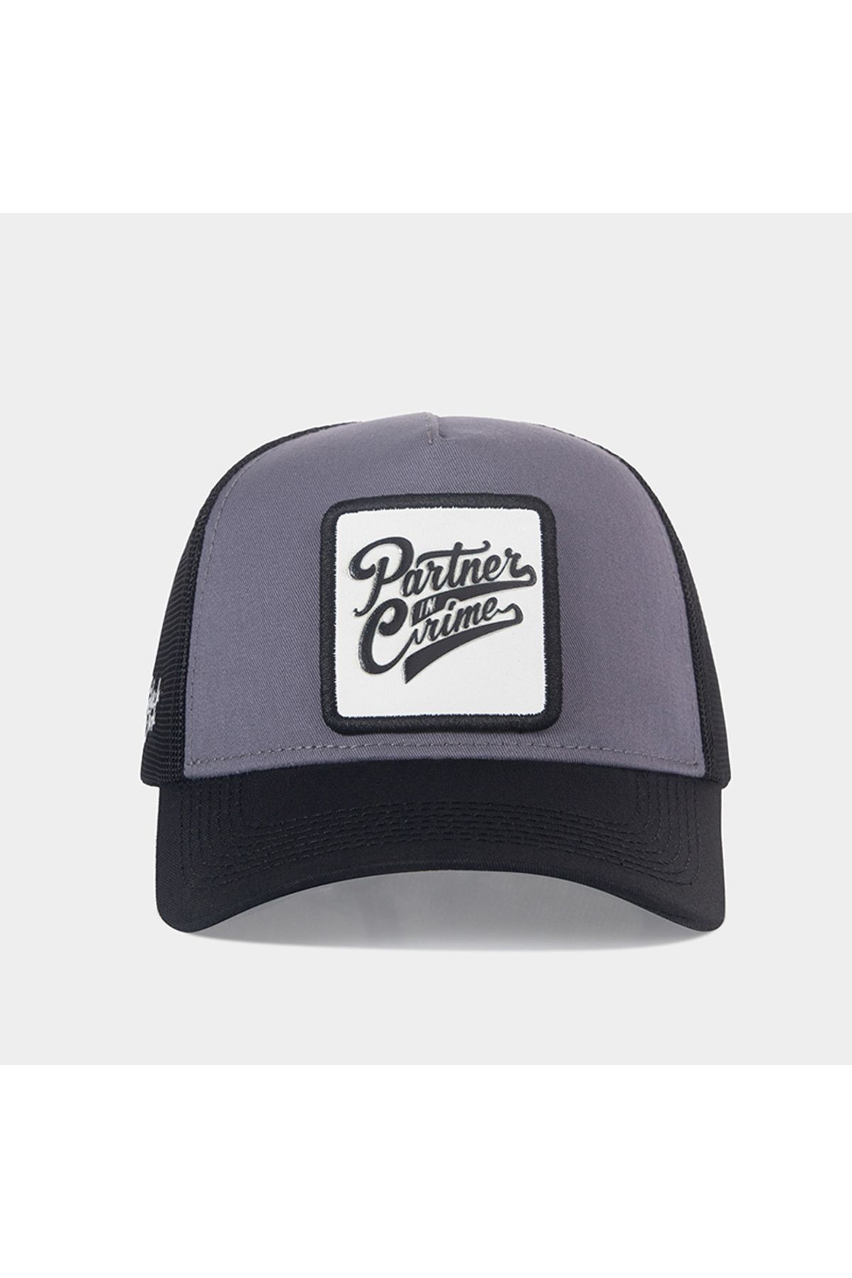 Partner In Crime Logolu Siyah-Gri Trucker Şapka