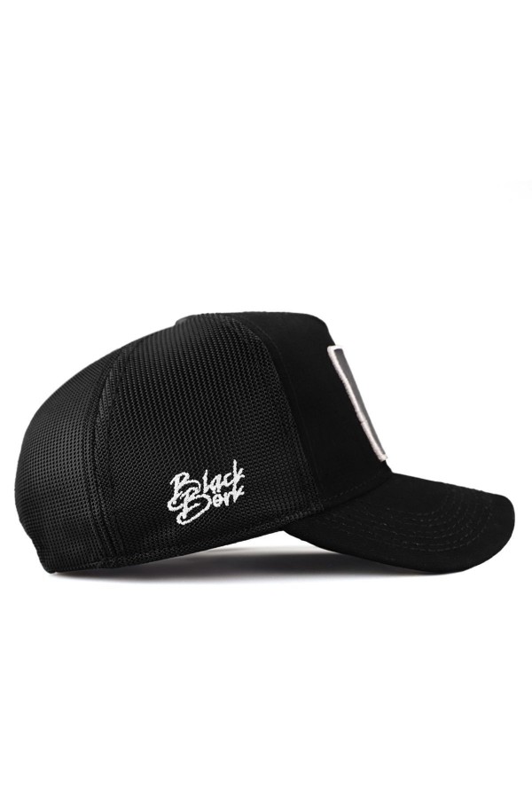 Boğa Logolu Siyah Trucker Şapka