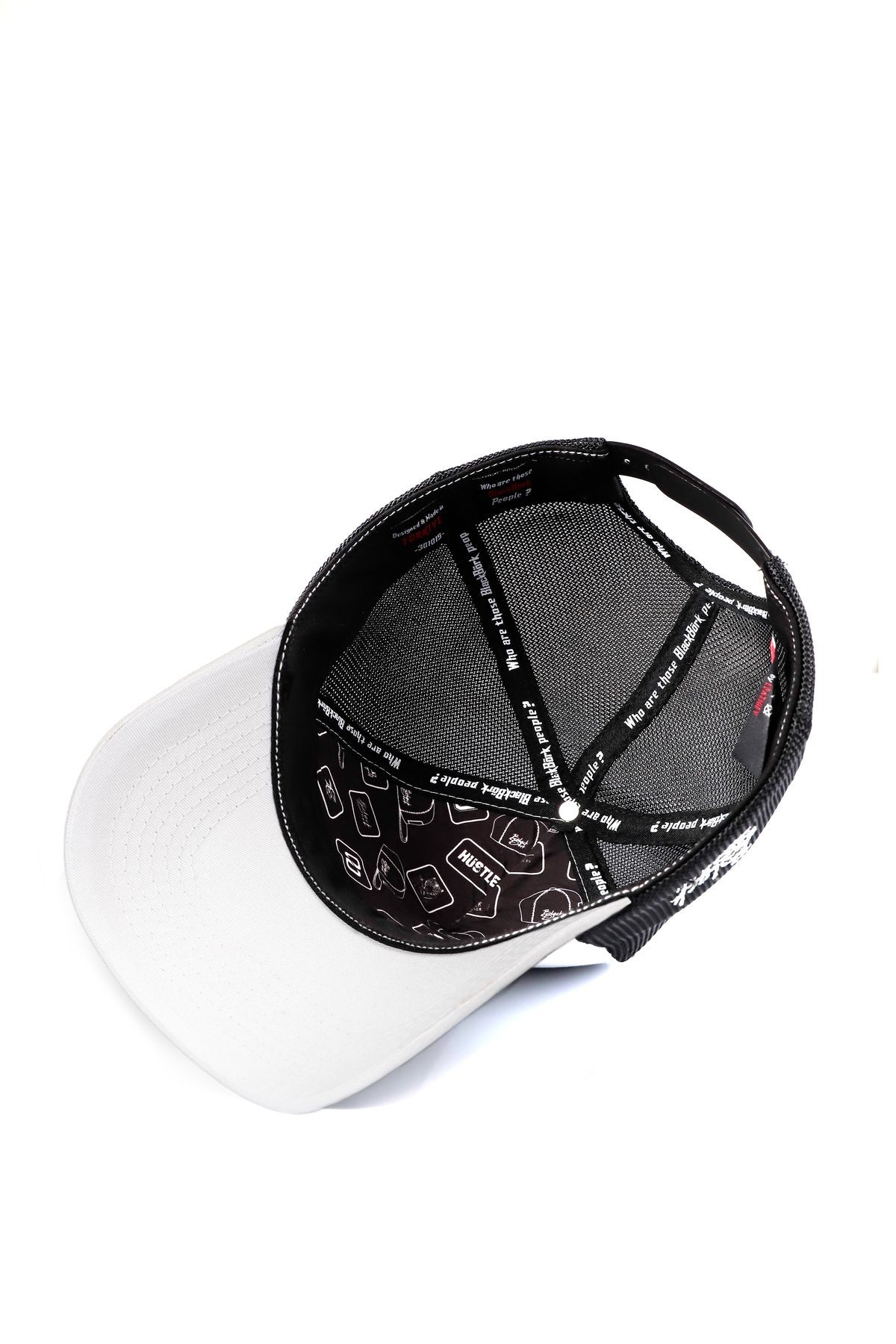 Wake Up Logolu Beyaz-Siyah Trucker Şapka