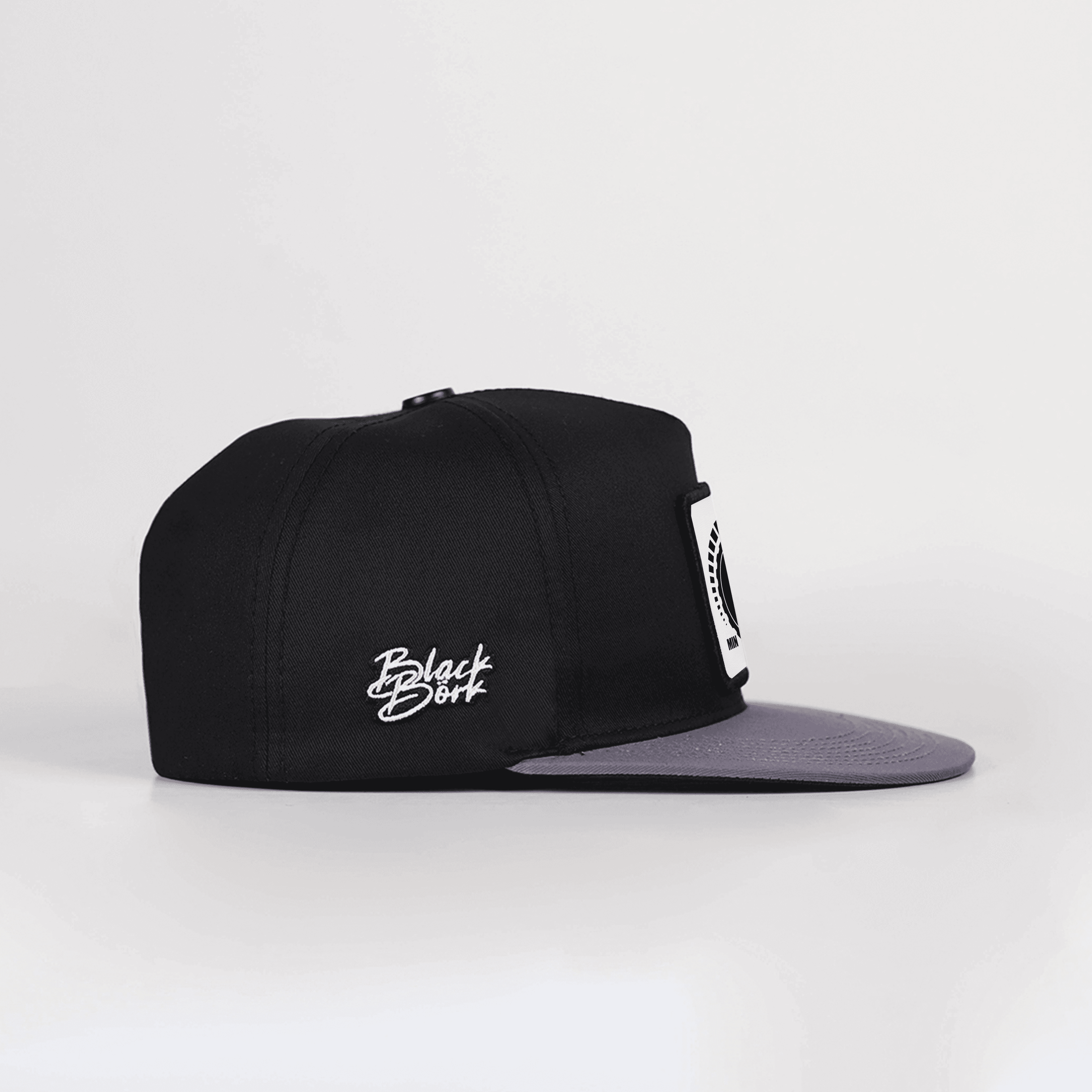 DM Logolu Gri-Siyah Hip Hop Şapka