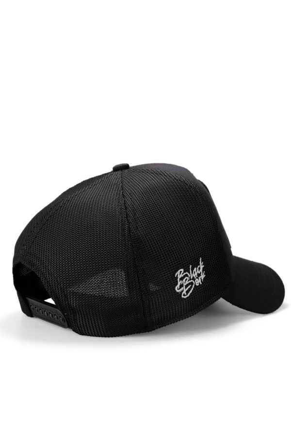 Boğa Logolu Siyah Trucker Şapka