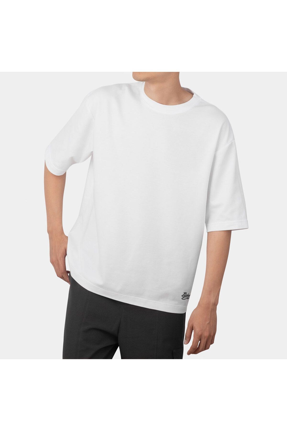 Oversize B-Shirt Beyaz