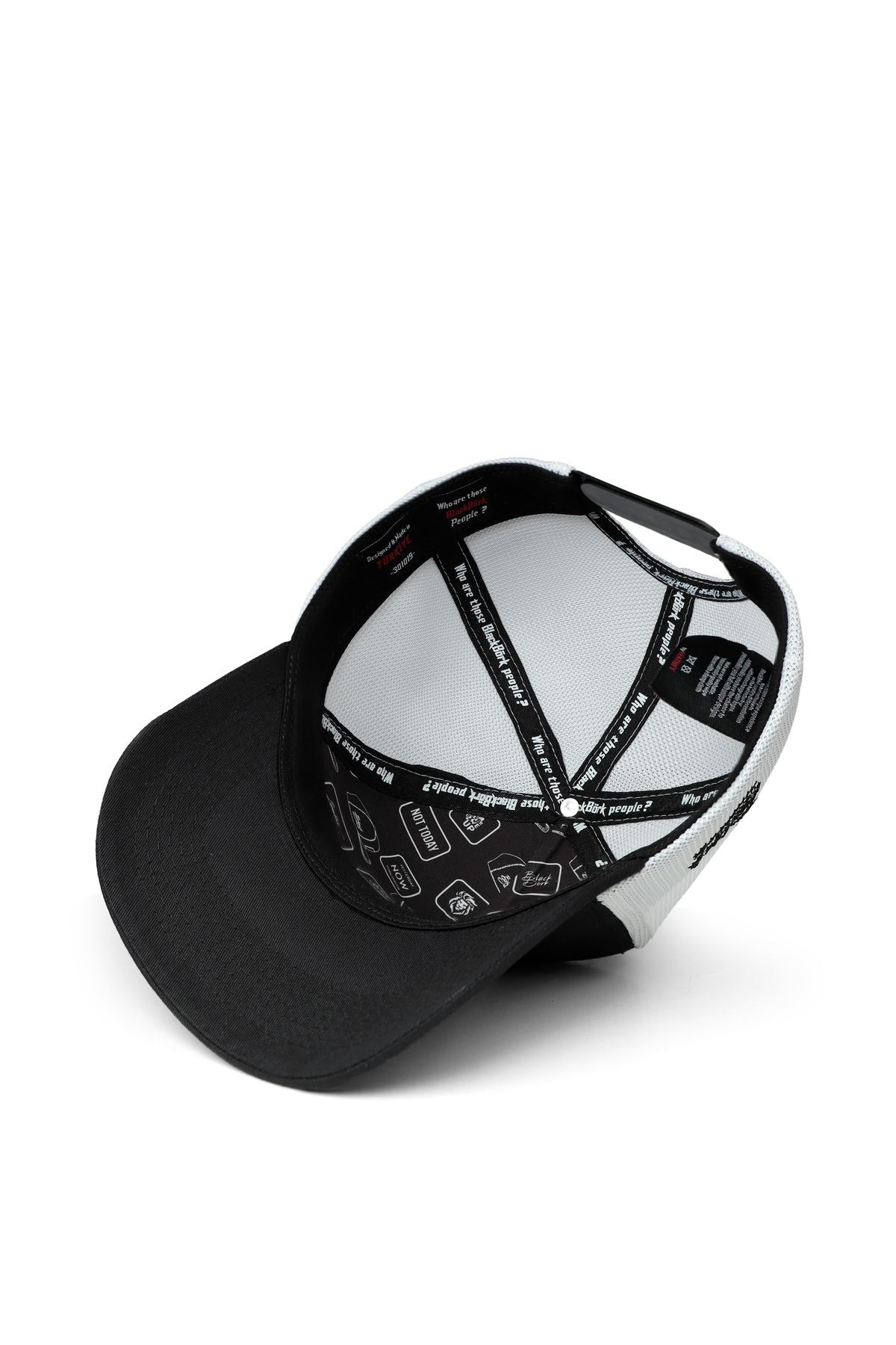 Kurt Logolu Siyah-Beyaz Trucker Şapka